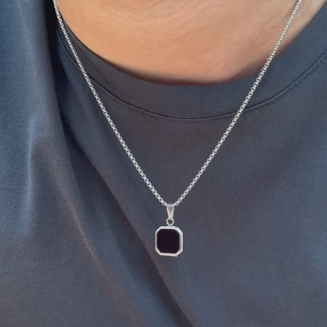 SILVER BLACK ONYX PENDANT NECKLACE